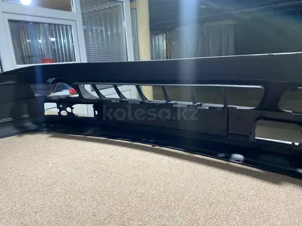 Передний бампер — Volkswagen Golf 3 1992-1997 за 17 000 тг. в Алматы – фото 12