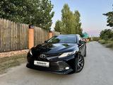 Toyota Camry 2020 года за 12 700 000 тг. в Костанай