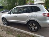 Hyundai Santa Fe 2008 годаүшін6 200 000 тг. в Караганда – фото 4