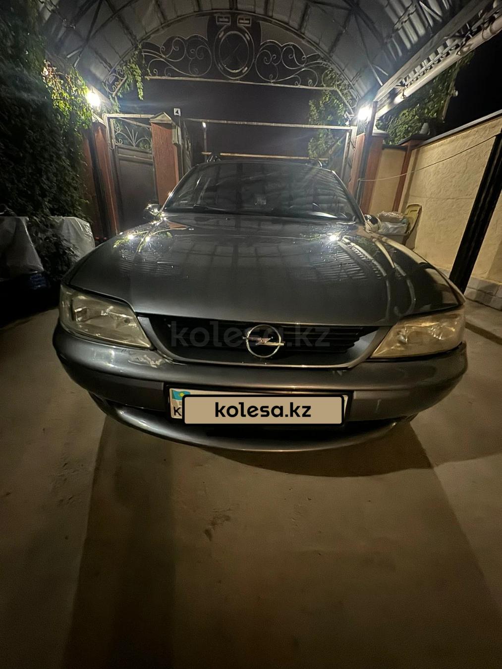 Opel Vectra 2001 г.