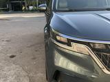 Kia Carnival 2021 года за 19 500 000 тг. в Тараз – фото 2