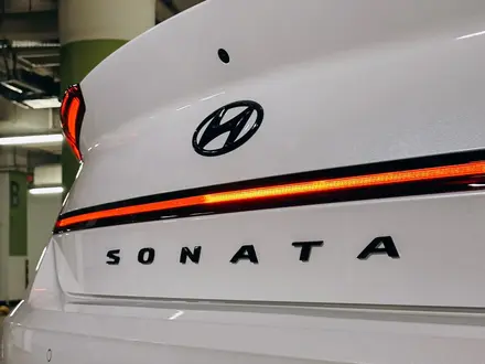 Hyundai Sonata 2022 года за 14 100 000 тг. в Алматы – фото 28