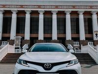 Toyota Camry 2020 годаүшін16 000 000 тг. в Атырау