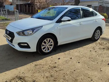 Hyundai Accent 2018 года за 7 100 000 тг. в Алматы