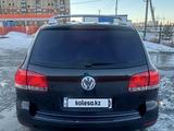 Volkswagen Touareg 2006 года за 4 000 000 тг. в Костанай – фото 4