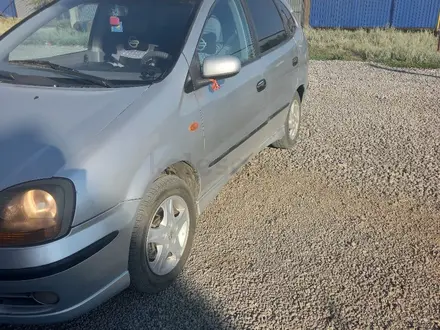 Nissan Almera Tino 2003 года за 2 600 000 тг. в Актобе – фото 4