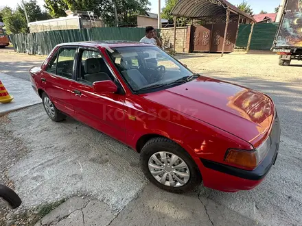 Mazda 323 1991 года за 1 000 000 тг. в Шымкент – фото 2