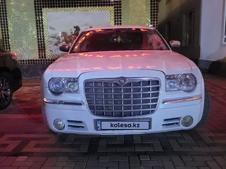 Chrysler 300C 2006 года за 6 000 000 тг. в Алматы – фото 15