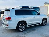 Toyota Land Cruiser 2016 годаfor31 500 000 тг. в Актау – фото 2