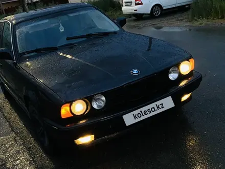 BMW 525 1990 года за 1 600 000 тг. в Атырау – фото 3