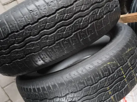 235.55.R18-пара Bridgestone Dueler HT за 30 000 тг. в Алматы – фото 4