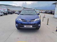 Toyota RAV4 2015 года за 7 700 000 тг. в Актобе