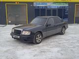 Mercedes-Benz E 200 1993 года за 1 500 000 тг. в Караганда