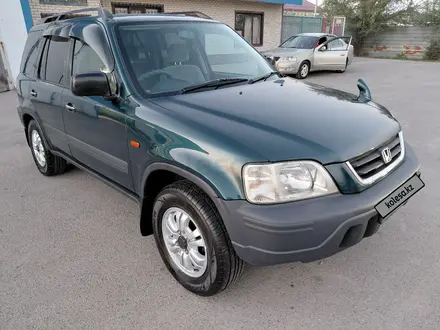 Honda CR-V 1997 года за 3 700 000 тг. в Алматы – фото 2