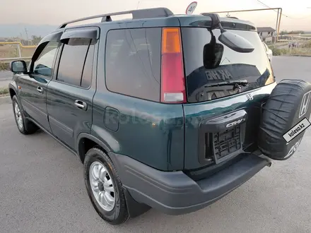 Honda CR-V 1997 года за 3 700 000 тг. в Алматы – фото 33