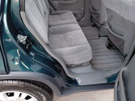Honda CR-V 1997 года за 3 700 000 тг. в Алматы – фото 45