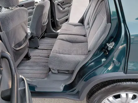 Honda CR-V 1997 года за 3 700 000 тг. в Алматы – фото 46