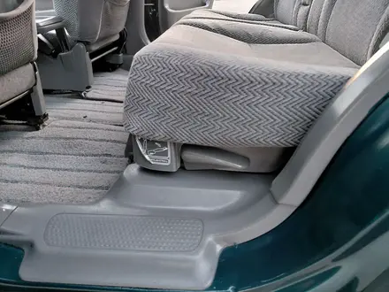 Honda CR-V 1997 года за 3 700 000 тг. в Алматы – фото 51