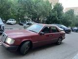 Mercedes-Benz E 230 1992 года за 1 100 000 тг. в Алматы – фото 2