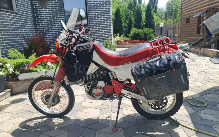 Honda  XR 650L 2004 года за 2 600 000 тг. в Алматы