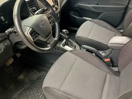 Hyundai Accent 2020 года за 8 000 000 тг. в Актау – фото 6