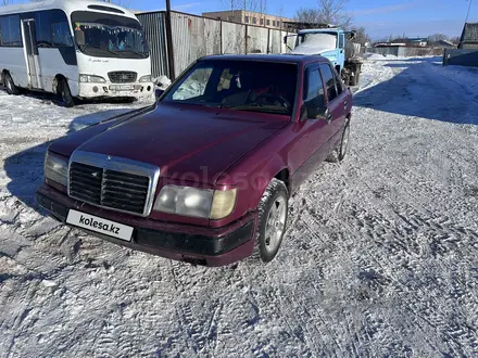 Mercedes-Benz E 200 1993 года за 1 300 000 тг. в Астана