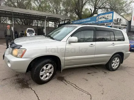 Toyota Highlander 2003 года за 6 200 000 тг. в Алматы – фото 2