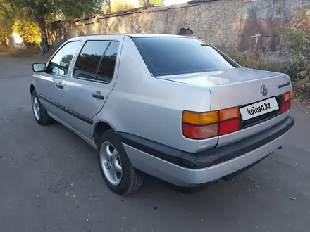 Volkswagen Vento 1994 года за 1 700 000 тг. в Караганда – фото 6