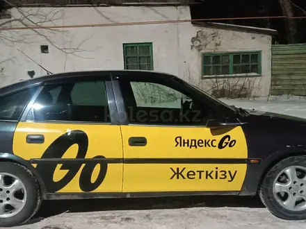 Opel Vectra 1995 года за 600 000 тг. в Астана