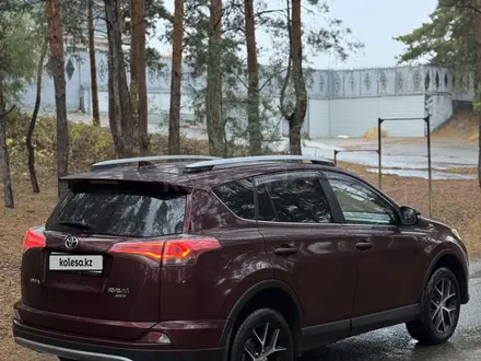 Toyota RAV4 2019 года за 9 800 000 тг. в Семей – фото 2