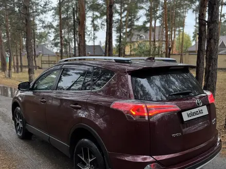 Toyota RAV4 2019 года за 9 800 000 тг. в Семей – фото 4