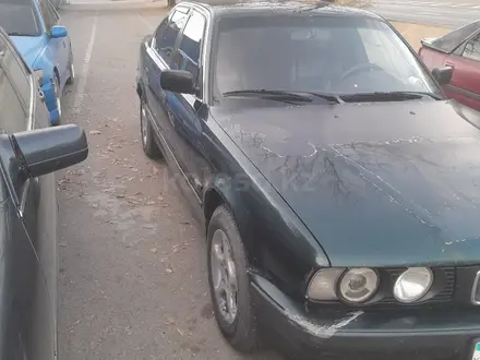 BMW 525 1994 года за 1 900 000 тг. в Алматы – фото 2