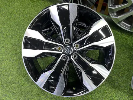Диски VW R-19*5*112 j7 et + 43 в наличии Astana за 321 000 тг. в Астана