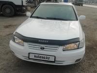 Toyota Camry 1999 годаfor3 200 000 тг. в Алматы