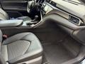 Toyota Camry 2019 года за 10 300 000 тг. в Алматы – фото 27