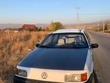 Volkswagen Passat 1993 годаfor950 000 тг. в Талгар