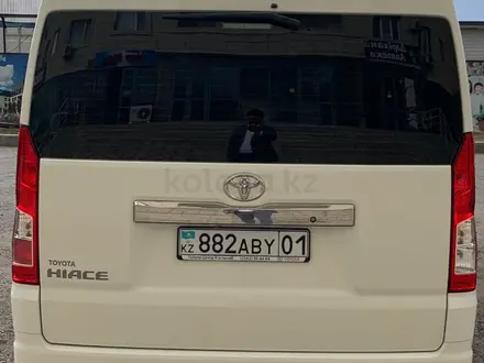 С водителем! Toyota Hiace Тойота Хайс минивэн автобус прокат аренда в Астана – фото 6