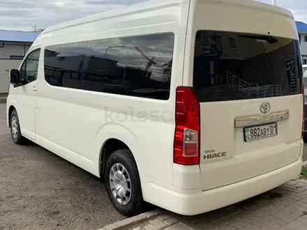 С водителем! Toyota Hiace Тойота Хайс минивэн автобус прокат аренда в Астана – фото 7