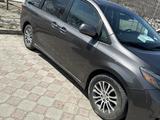 Toyota Sienna 2019 года за 15 000 000 тг. в Актау – фото 2