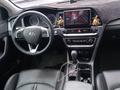 Hyundai Sonata 2019 года за 7 700 000 тг. в Шымкент – фото 18