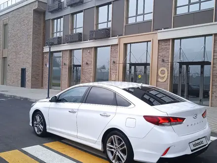 Hyundai Sonata 2019 года за 7 700 000 тг. в Шымкент – фото 5