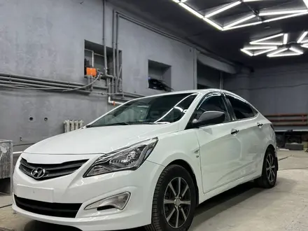 Hyundai Accent 2015 года за 4 900 000 тг. в Караганда – фото 2