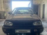 Volkswagen Golf 1993 года за 550 000 тг. в Караганда