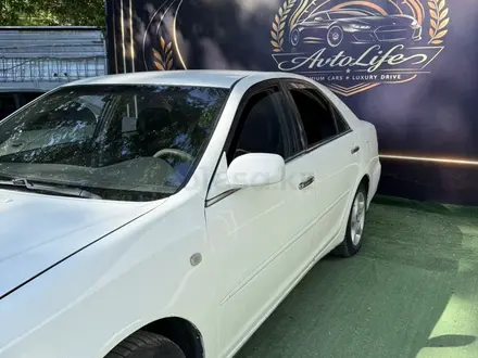 Toyota Camry 2005 года за 3 300 000 тг. в Павлодар – фото 2