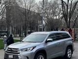 Toyota Highlander 2019 годаүшін18 800 000 тг. в Алматы