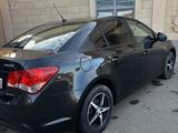 Chevrolet Cruze 2013 года за 4 200 000 тг. в Атырау – фото 4