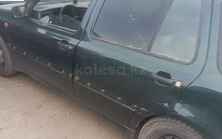 Volkswagen Golf 1993 года за 800 000 тг. в Астана