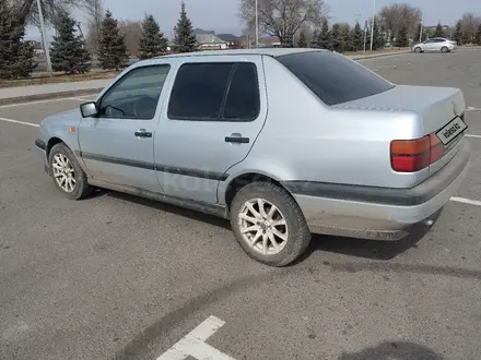 Volkswagen Vento 1993 года за 1 500 000 тг. в Талдыкорган – фото 3