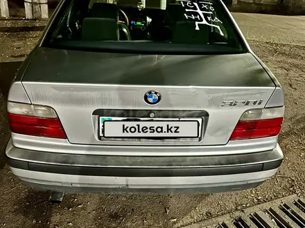 BMW 320 1995 года за 2 200 000 тг. в Алматы – фото 9