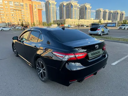 Toyota Camry 2019 года за 10 500 000 тг. в Астана – фото 4